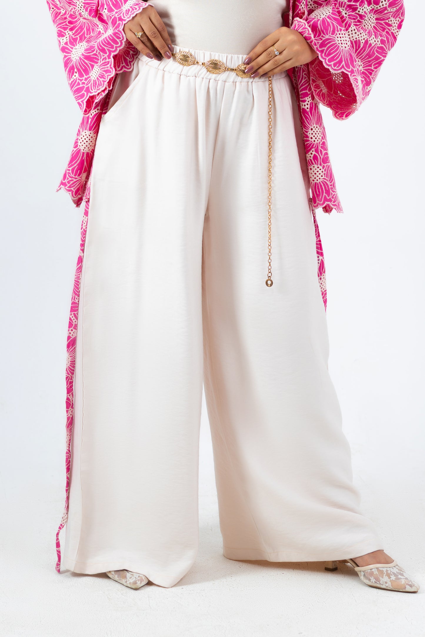 Wide-Leg Linen Pants